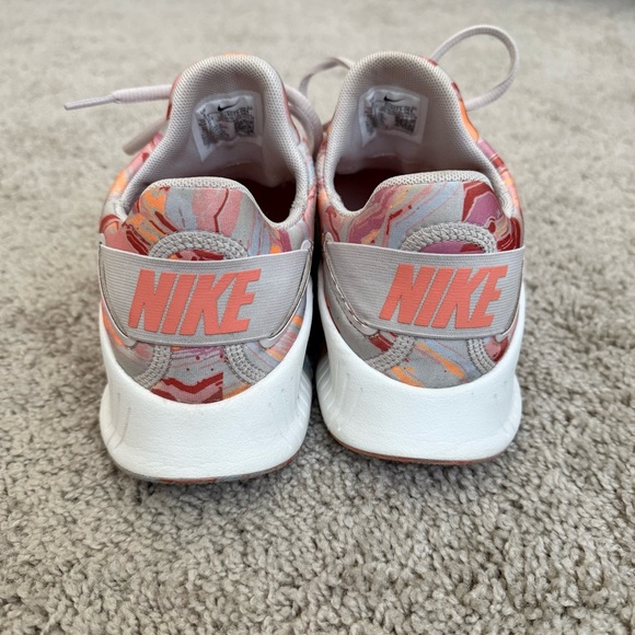 Nike Free Metcon 4 Desert Sand Crimson Bliss Women’s Size 9 - Picture 4 of 8